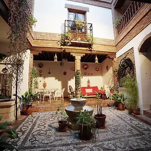 Homestay Palacete Magistral Dominguez, Guadix